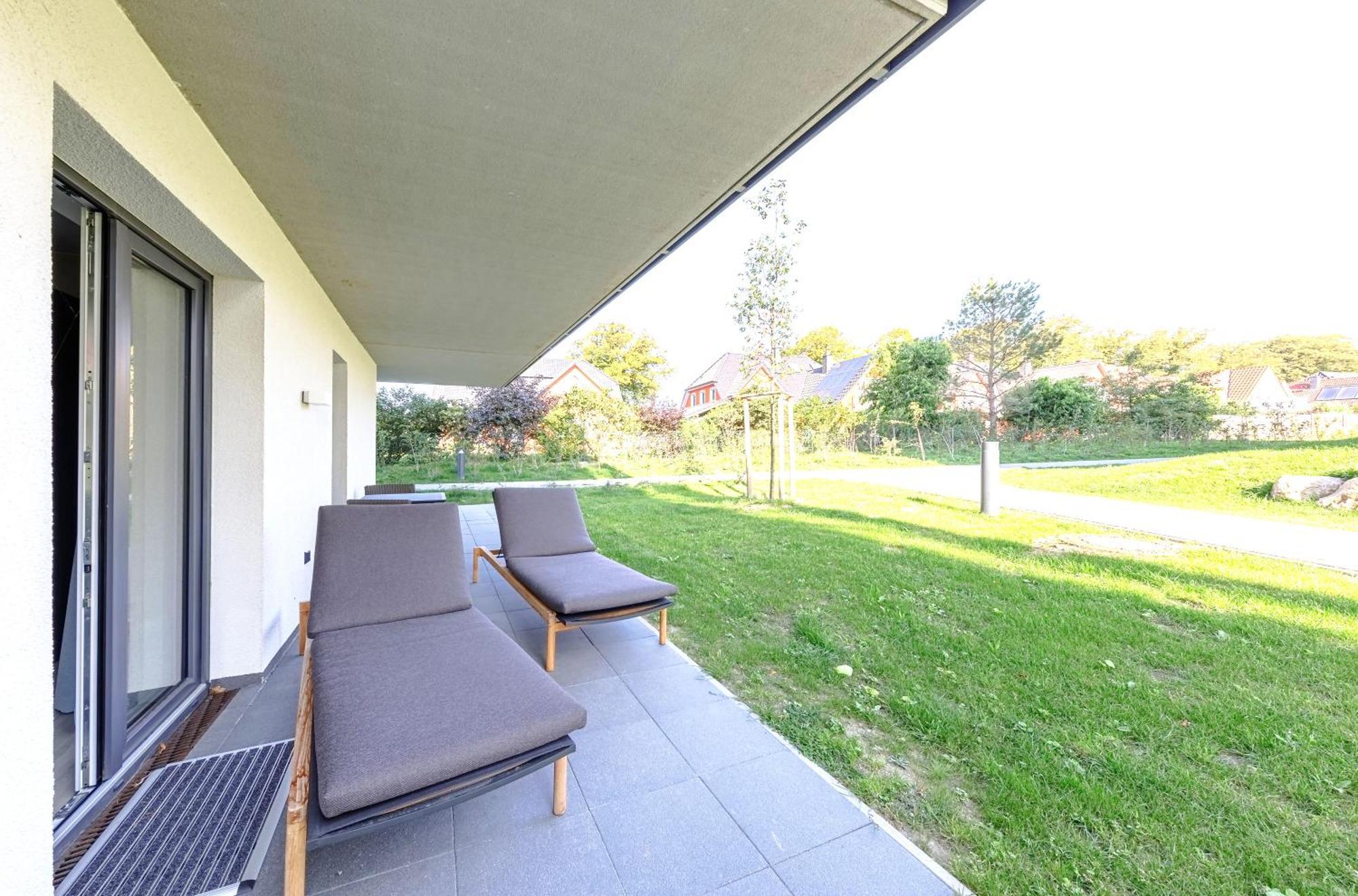 Zwei Wasser - Strandhaus Alte Seefahrtschule Aparthotel Wustrow  Exterior photo