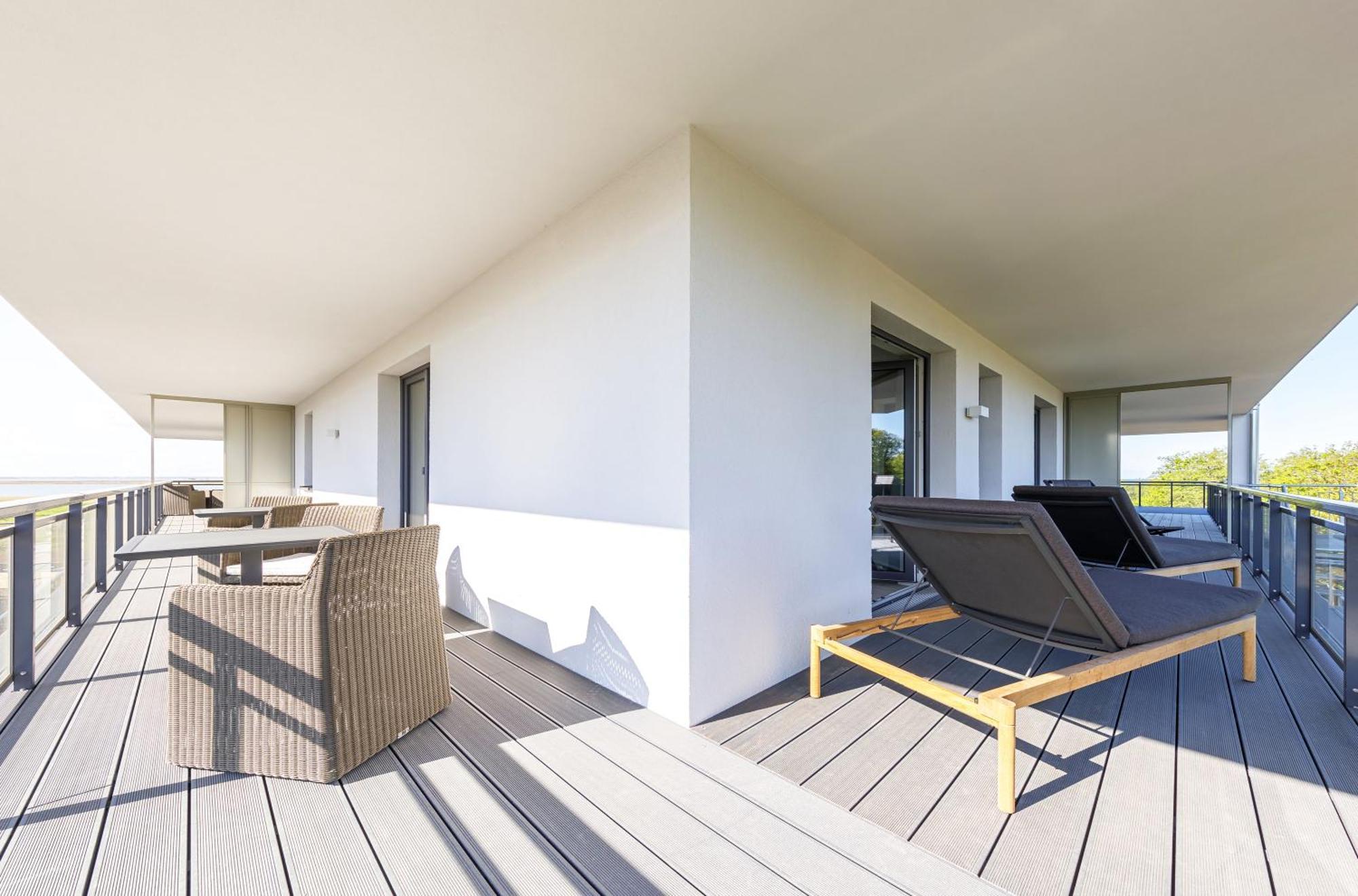 Zwei Wasser - Strandhaus Alte Seefahrtschule Aparthotel Wustrow  Exterior photo
