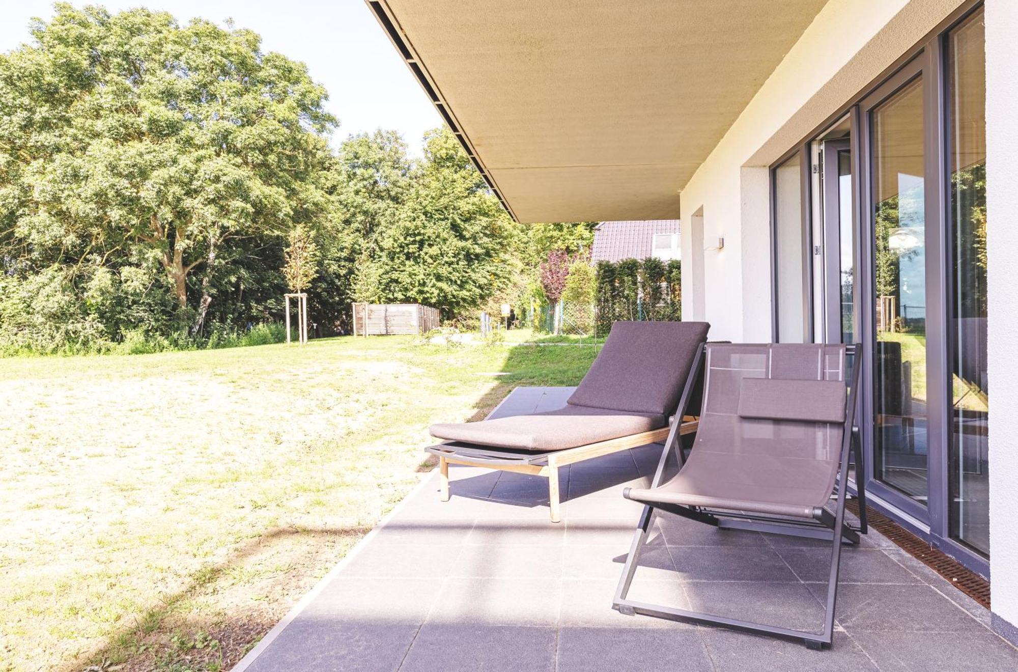 Zwei Wasser - Strandhaus Alte Seefahrtschule Aparthotel Wustrow  Exterior photo