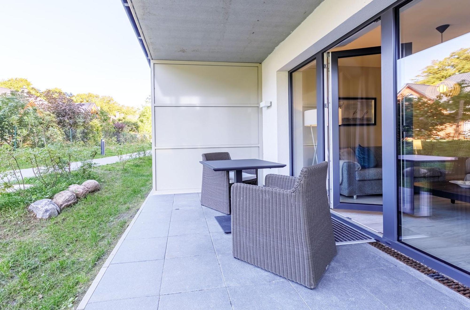 Zwei Wasser - Strandhaus Alte Seefahrtschule Aparthotel Wustrow  Exterior photo